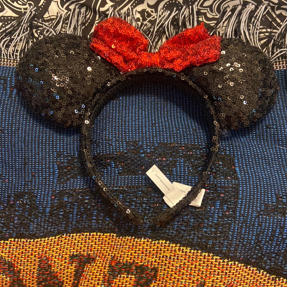 Disney Minnie Mouse ears